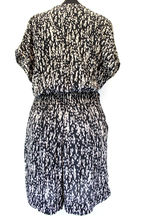 Combinaison short noir et blanc Mango taille 38