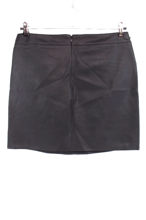 Jupe courte en simili cuir - Fausses poches avants - NAF NAF Taille 42 - Vêtement de seconde main - Friperie en ligne