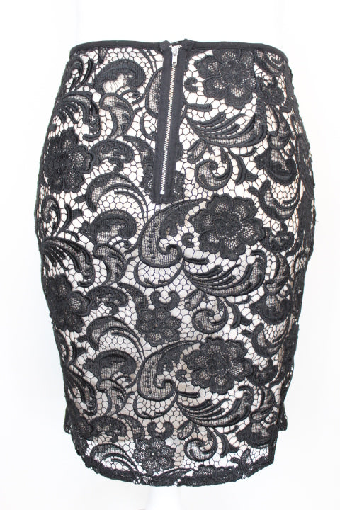 Jupe doublée pour fêtes à guipure H&M taille 40-42