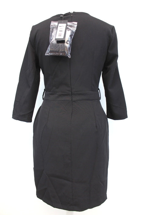 Robe élégante avec ceinture à part Trendyol taille 36 NEUVE