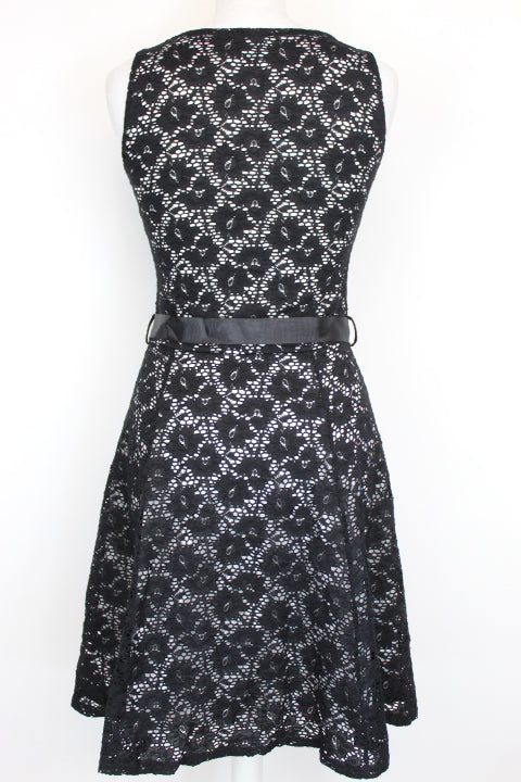 Robe en guipure ceinture assortie Cache Cache taille 34