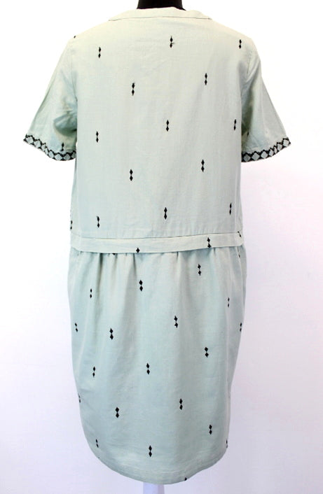 Robe motifs brodés noirs Karl Marc John taille 34