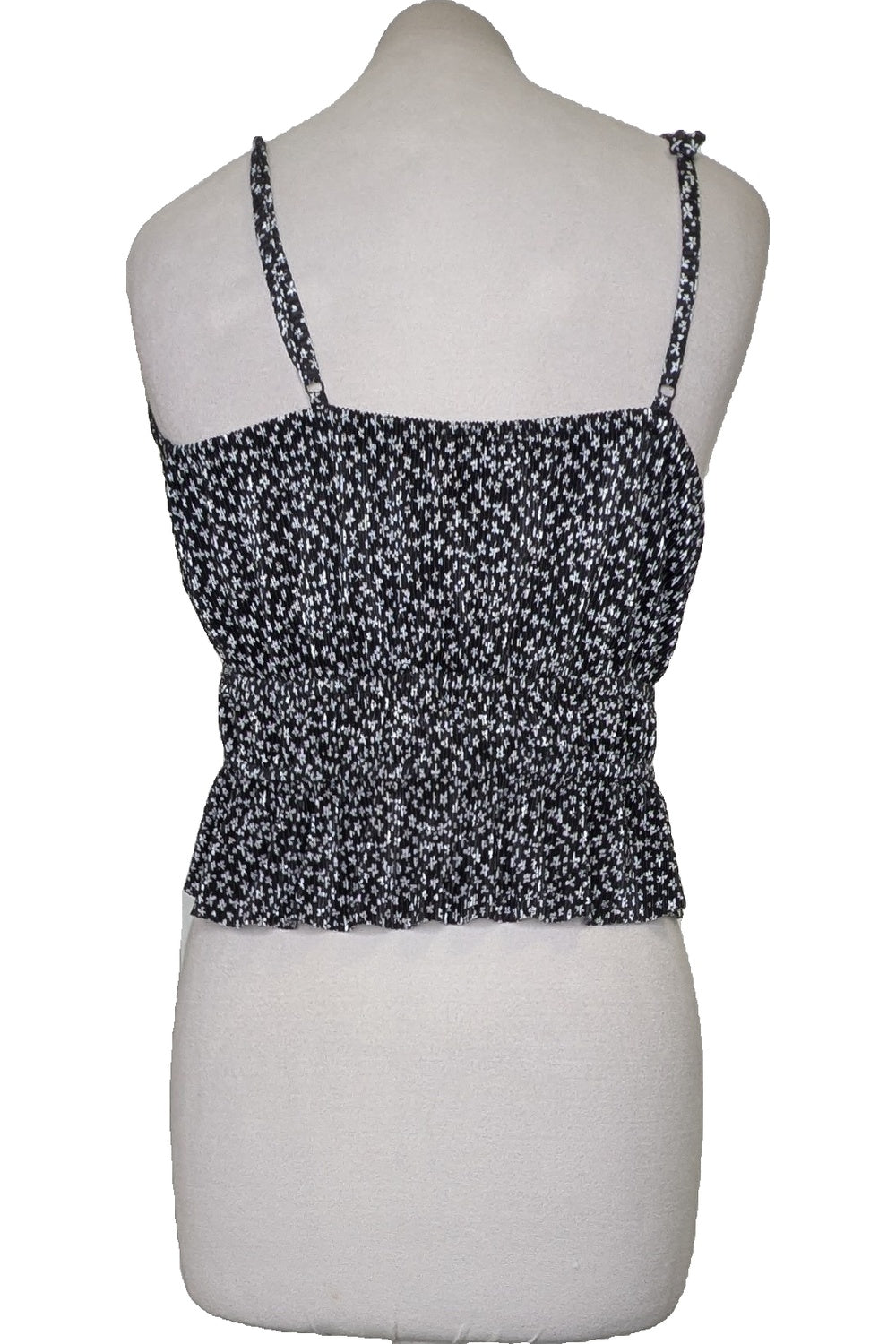 114446 - Photo