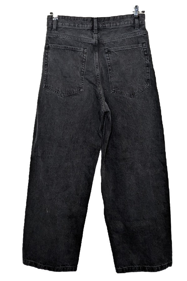 119883 - Photo