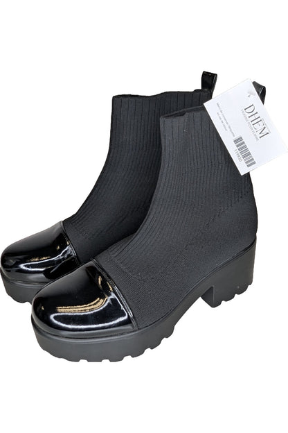 119930 - Photo