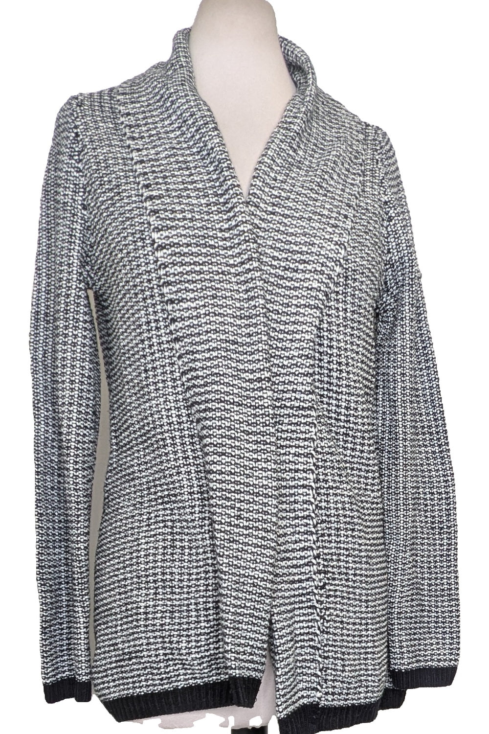 119966 - Photo