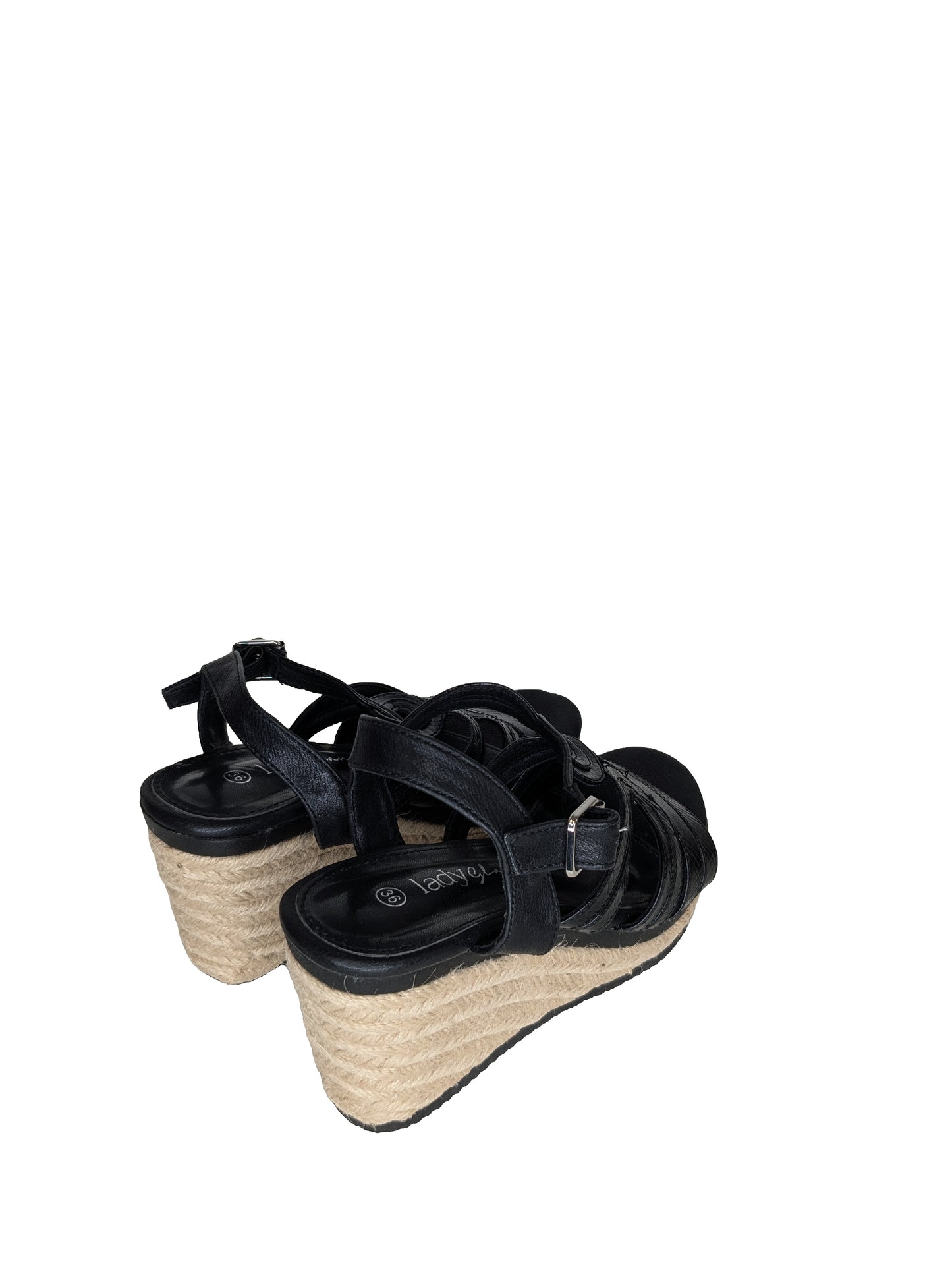 127240 - Photo