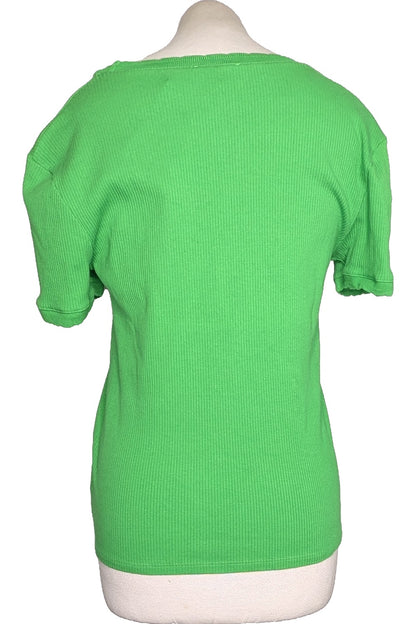 127416 - Photo
