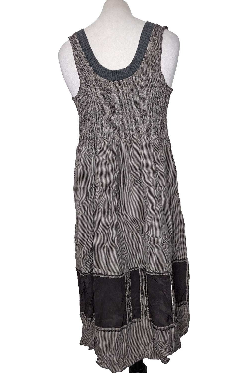 128517 - Photo