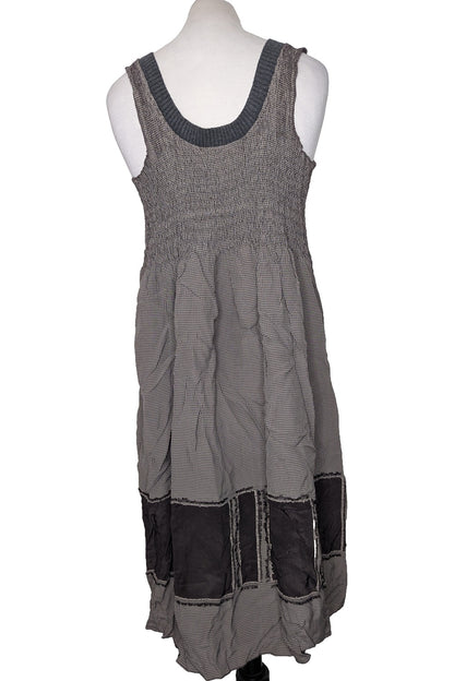 128517 - Photo
