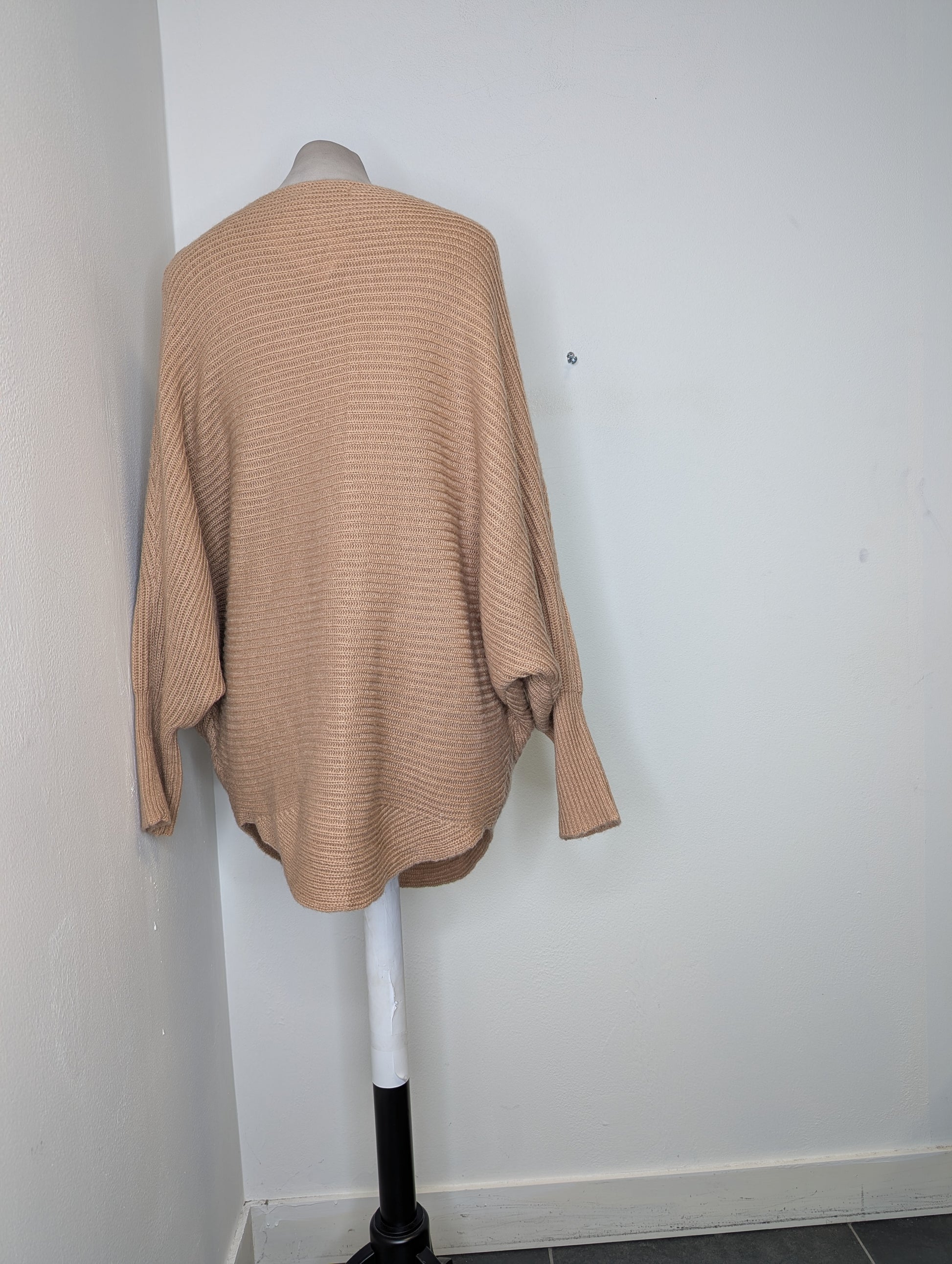 128546 - Photo
