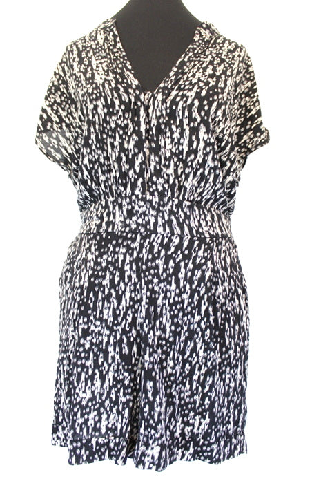 Combinaison short noir et blanc Mango taille 38