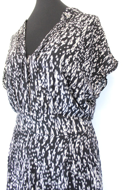 Combinaison short noir et blanc Mango taille 38