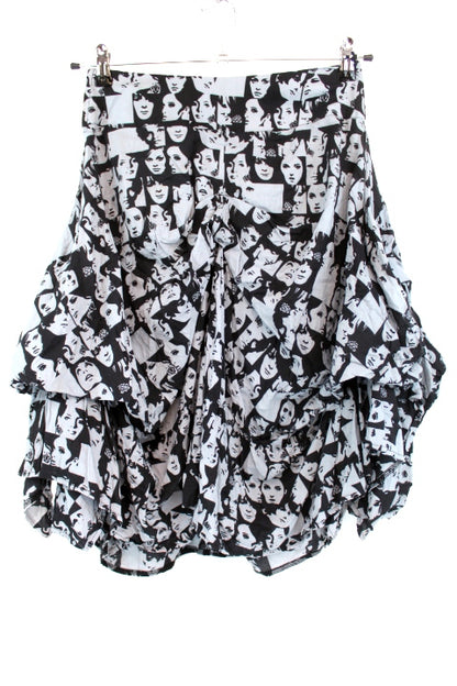 Jupe bouffante avec imprimé visages Ateliers Rare Toggery taille 36 - friperie femmes, vêtements d'occasion, seconde main