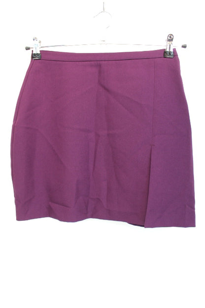 Jupe courte avec fente sur le devant Jennyfer taille 40 - friperie femmes, vêtements d'occasion, seconde main