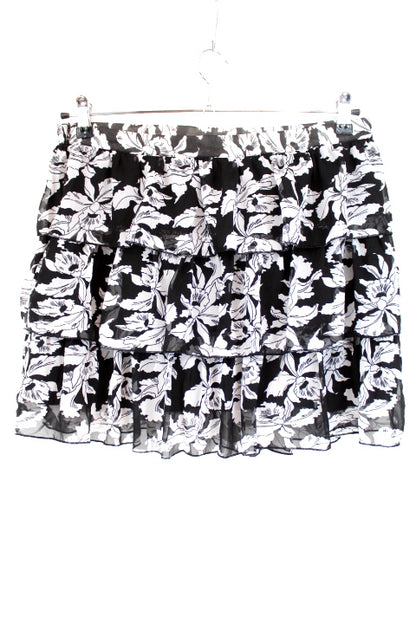 Jupe courte avec volants Best Mountain taille 42 - friperie femmes, vêtements d'occasion, seconde main