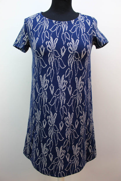 Robe bleue à fleurs blanches Mango taille XS