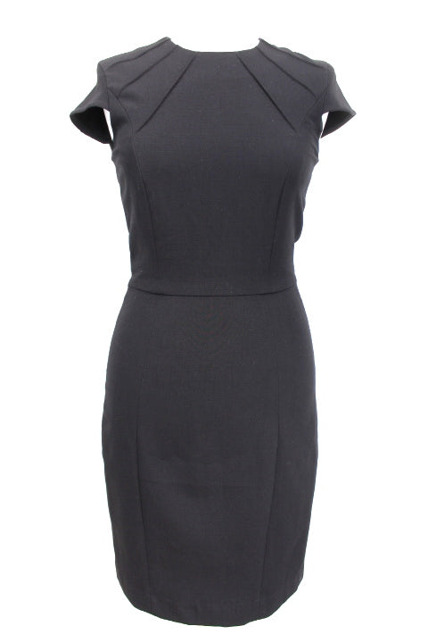 Robe cintrée H&M taille 34 - seconde main - friperie