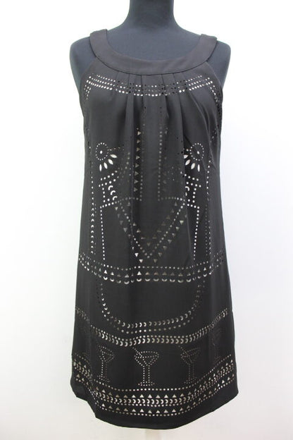Robe droite ajourée Molly Bracken taille 1
