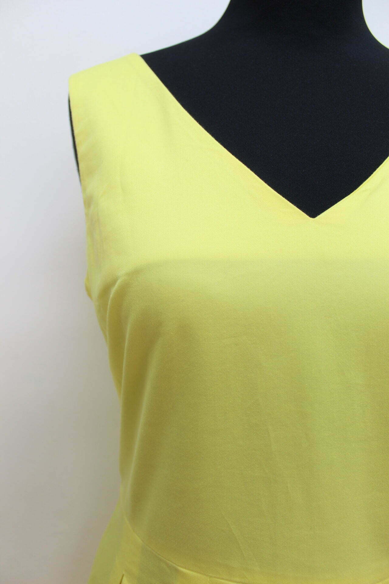 Robe jaune décolletée Kamaïeu taille 34