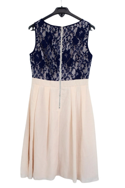 Robe légère avec dentelle en haut Little Mistress taille 38