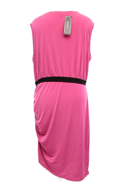 Robe stretch sans manches BCBG Taille 4244 NEUF