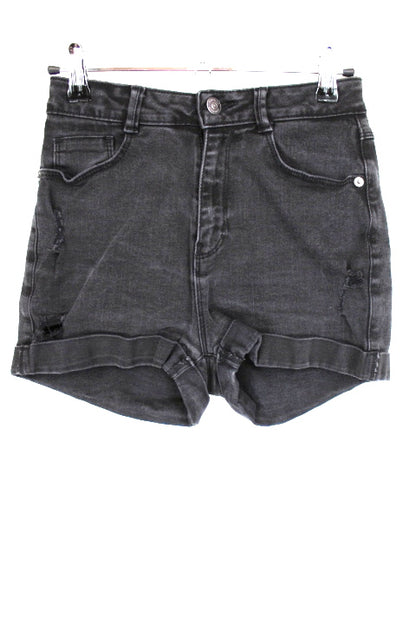 Short effet usé à revers Kiabi taille 34 - friperie femmes, vêtements d'occasion, seconde main
