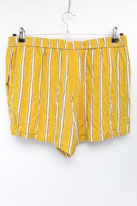 Short fluide avec deux poches Promod taille 44