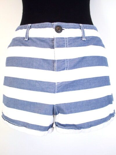 Short rayé bleu et blanc Superdry taille 44