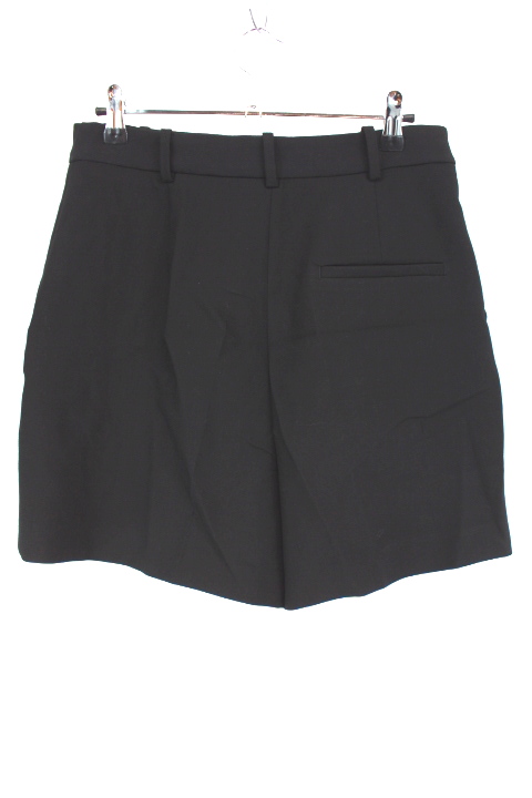 Short avec gros boutons dorés Zara taille M