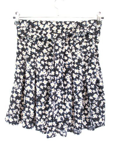 Short fleuri SHEIN Taille M - Friperie seconde main