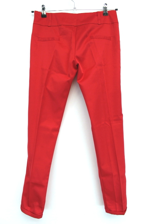 Pantalon fin à plis plats avec poches avants et passants de ceinture - JENNYFER taille M - Vêtement de seconde main - Friperie en ligne