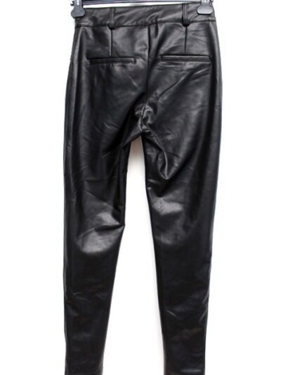 Pantalon simili cuir BERSHKA taille S