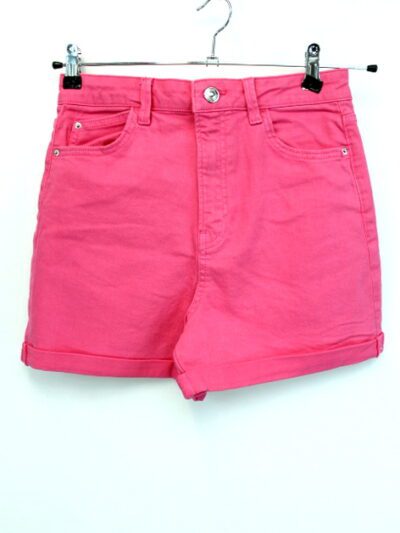 Short en jeans rose avec fermeture éclaire et 4 poches PRIMARK taille 38 - Vêtement de seconde main - Friperie en ligne