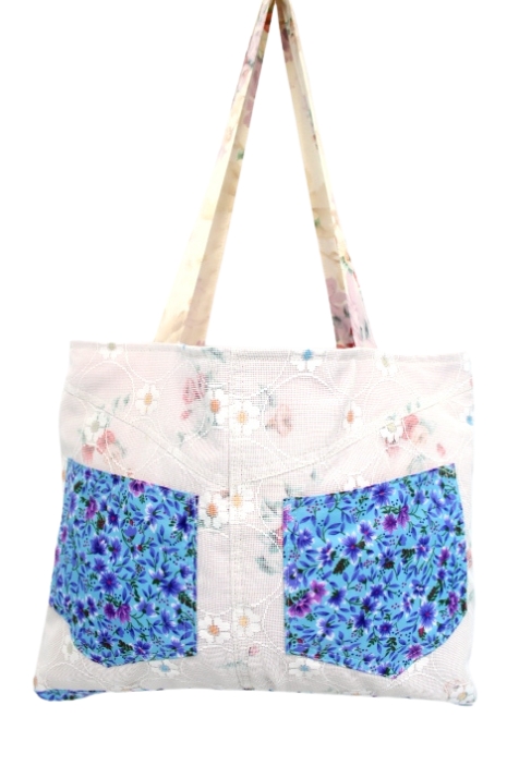 Sac cabas customisé par tissus fleuris - Fait main avec tissus recyclés - Friperie en ligne